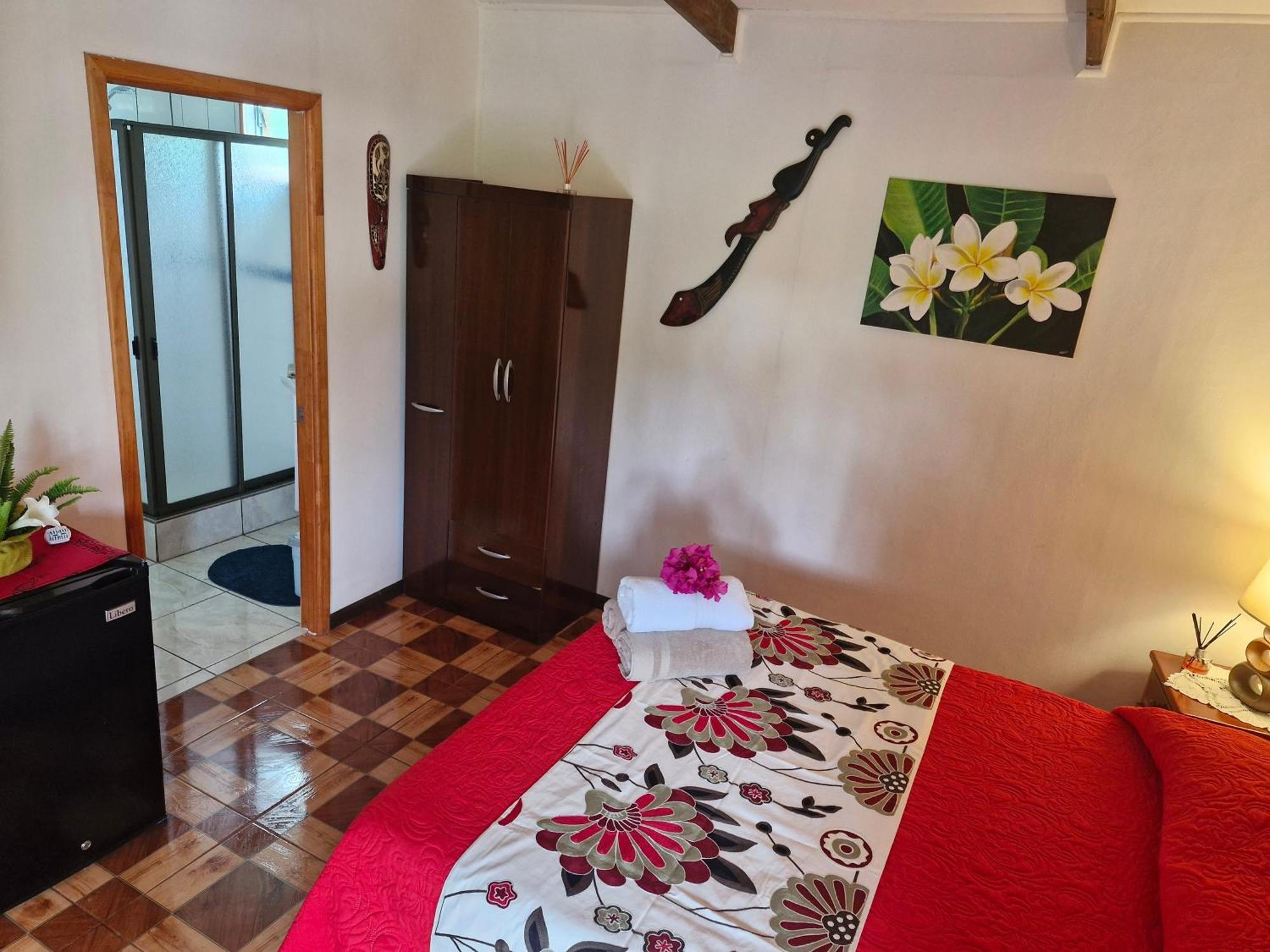 Hostal Makohe Rapa Nui Hanga Roa Exterior foto